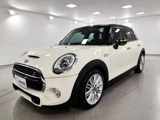 MINI COOPER 2.0 S EXCLUSIVE 16V TURBO GASOLINA 4P AUTOMÁTICO